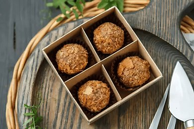 Набор 4 сырных конфет с Брюностом "Larka Chocolates"